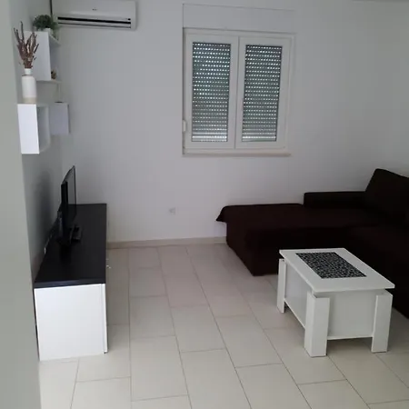 Matko Apartament Nin