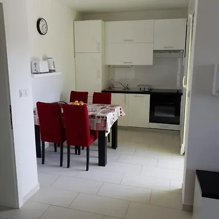 Matko Appartement Nin