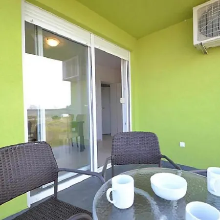 Matko Apartment *